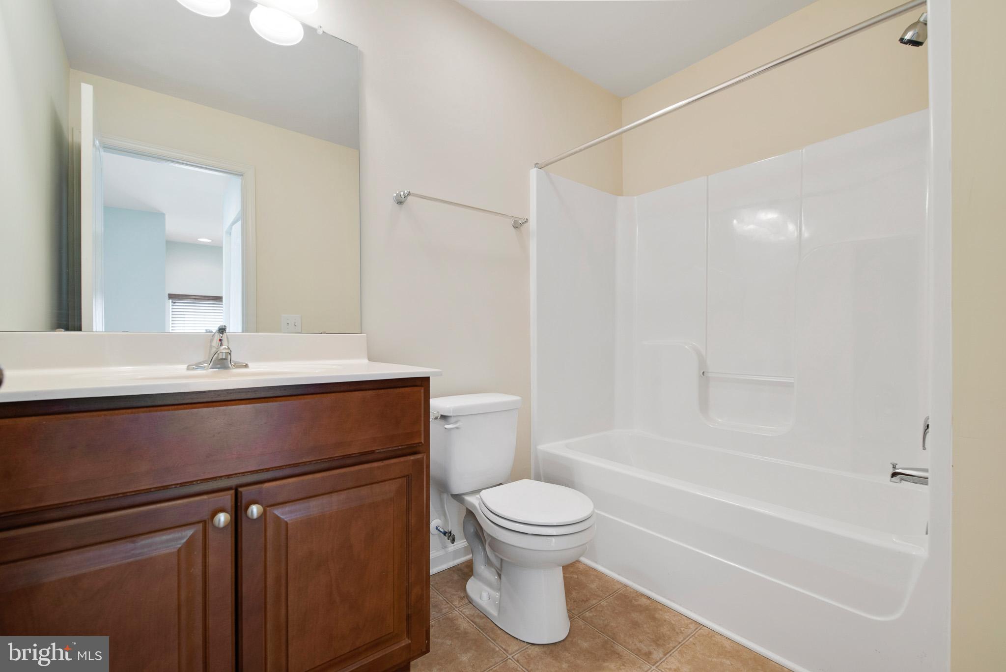 614 Courtly Road Townsend, DE 19734 - Photo 15 of 20 Full Bathroom