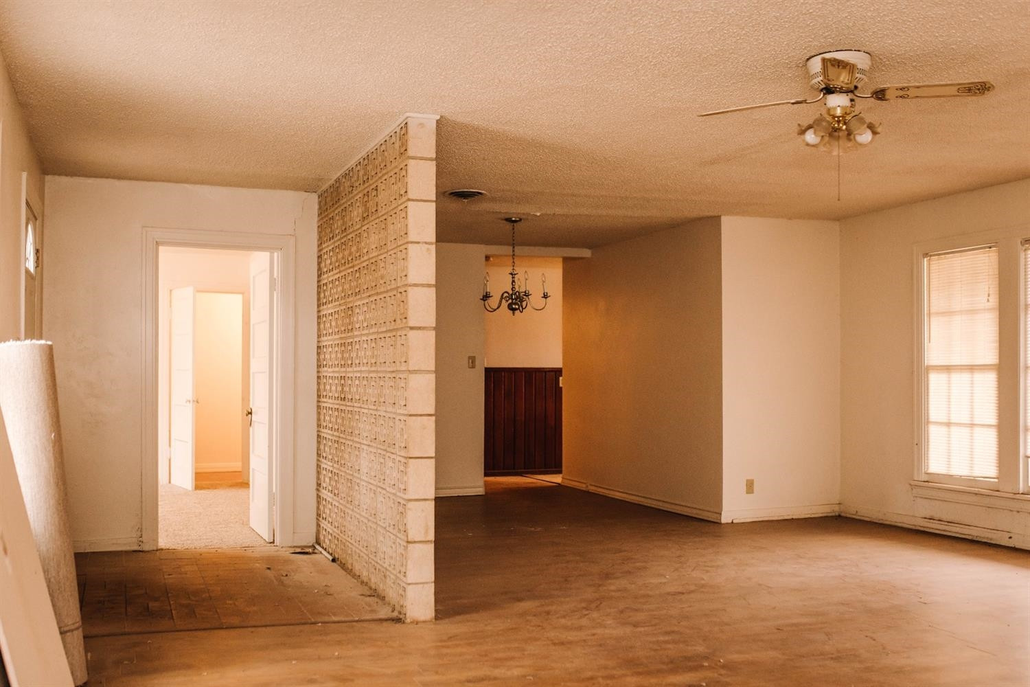 112 Southwest 9th Plainview, TX 79072 - Photo 6 of 33 Photo 6