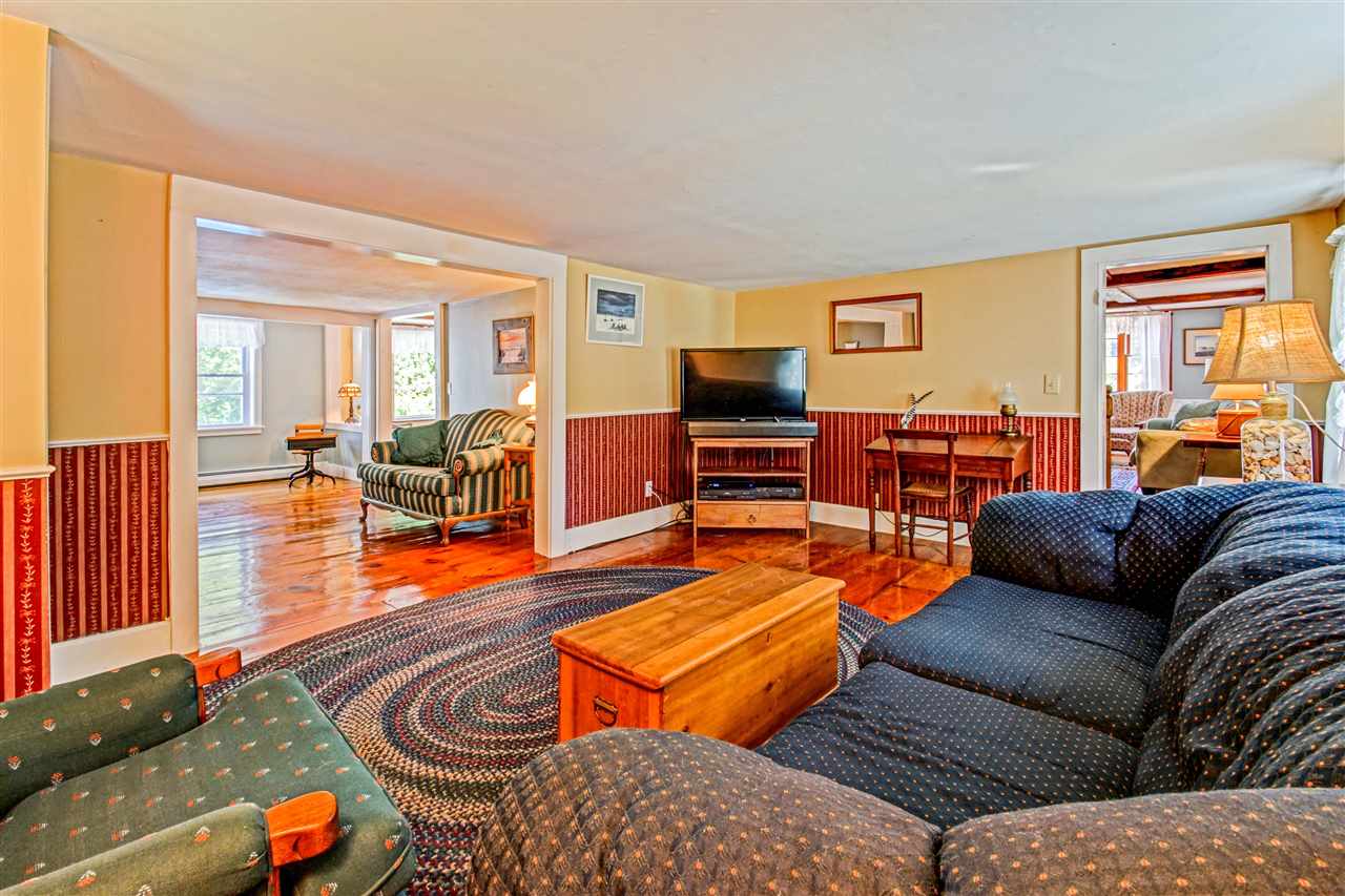 569 Exeter Road Hampton, NH 03842 - Photo 16 of 40