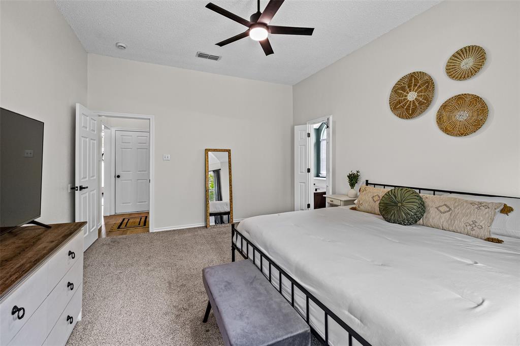 1526 Shadow Run Weatherford, TX 76086 - Photo 19 of 40