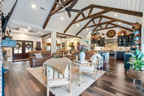 $895,000 | 2860 Garners Creek Road, Dickson, TN 37055