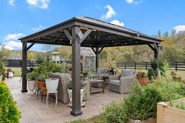 $895,000 | 2860 Garners Creek Road, Dickson, TN 37055