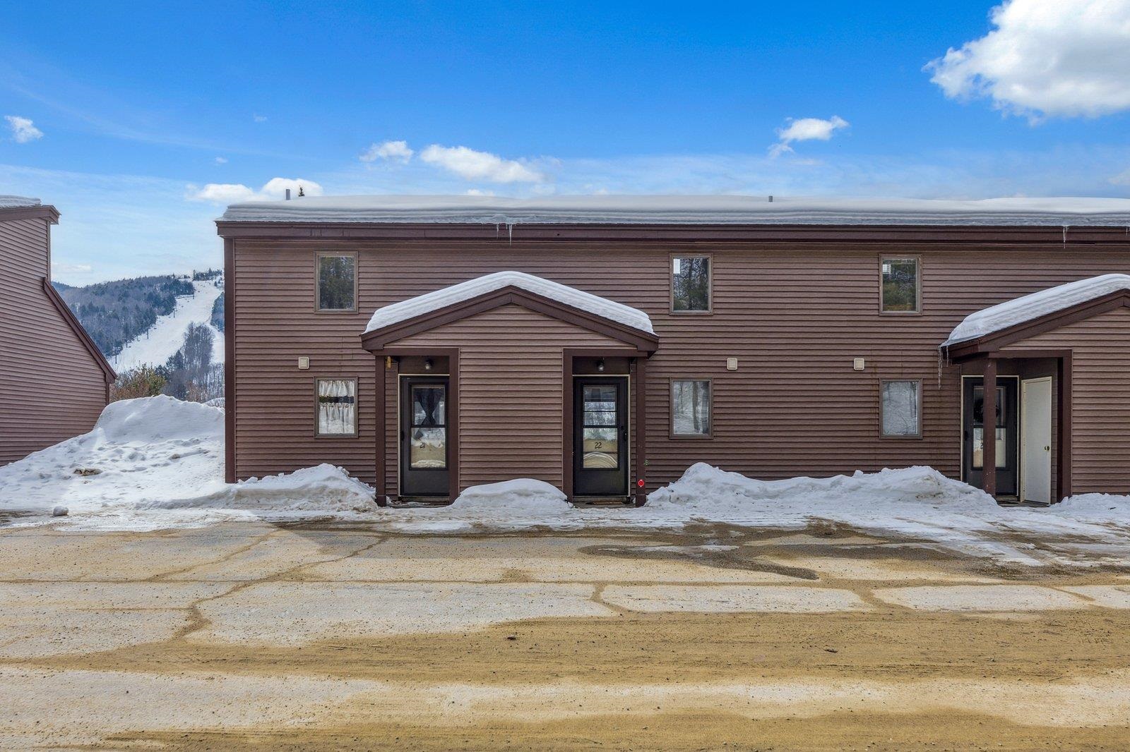 576 Francestown Road, Unit 22 Bennington, NH 03442 - Photo 4 of 23 Gallery Image 4