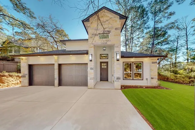 $457,000 | 117 Keaau Court, Bastrop, TX 78602