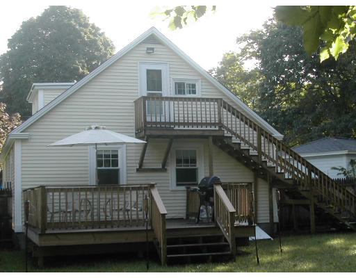 36 Maple Street Clinton, MA 01510 - Photo 3 of 9 Gallery Image 3