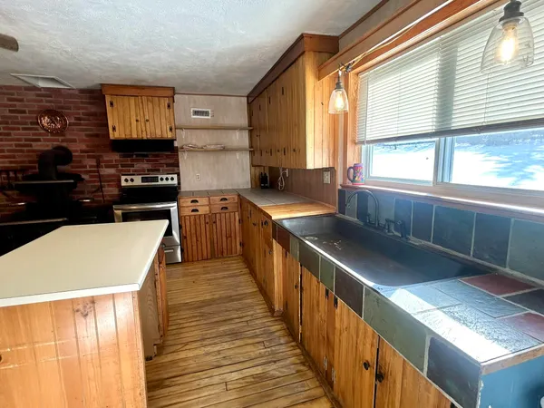 $244,900 | 172 West Ripley Road, Ripley, ME 04930