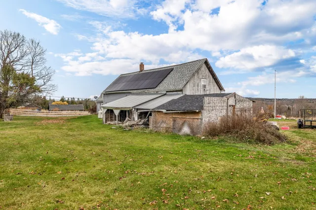 $250,000 | 172 West Ripley Road, Ripley, ME 04930
