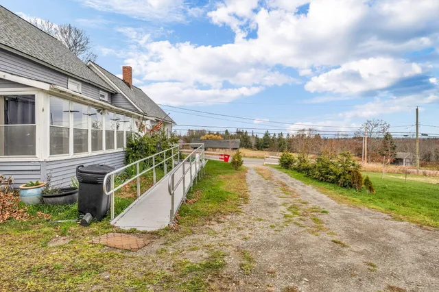 $250,000 | 172 West Ripley Road, Ripley, ME 04930