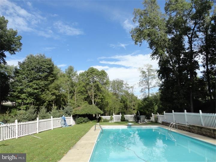 400 Buchert Road Pottstown, PA 19464 - Photo 3 of 25 Pool