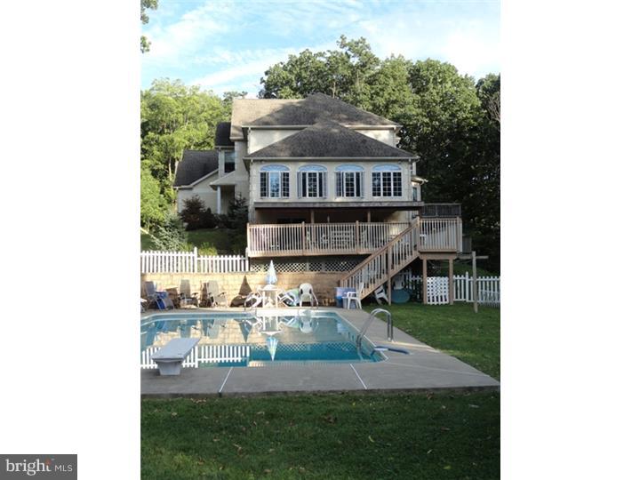 400 Buchert Road Pottstown, PA 19464 - Photo 23 of 25 Exterior Back