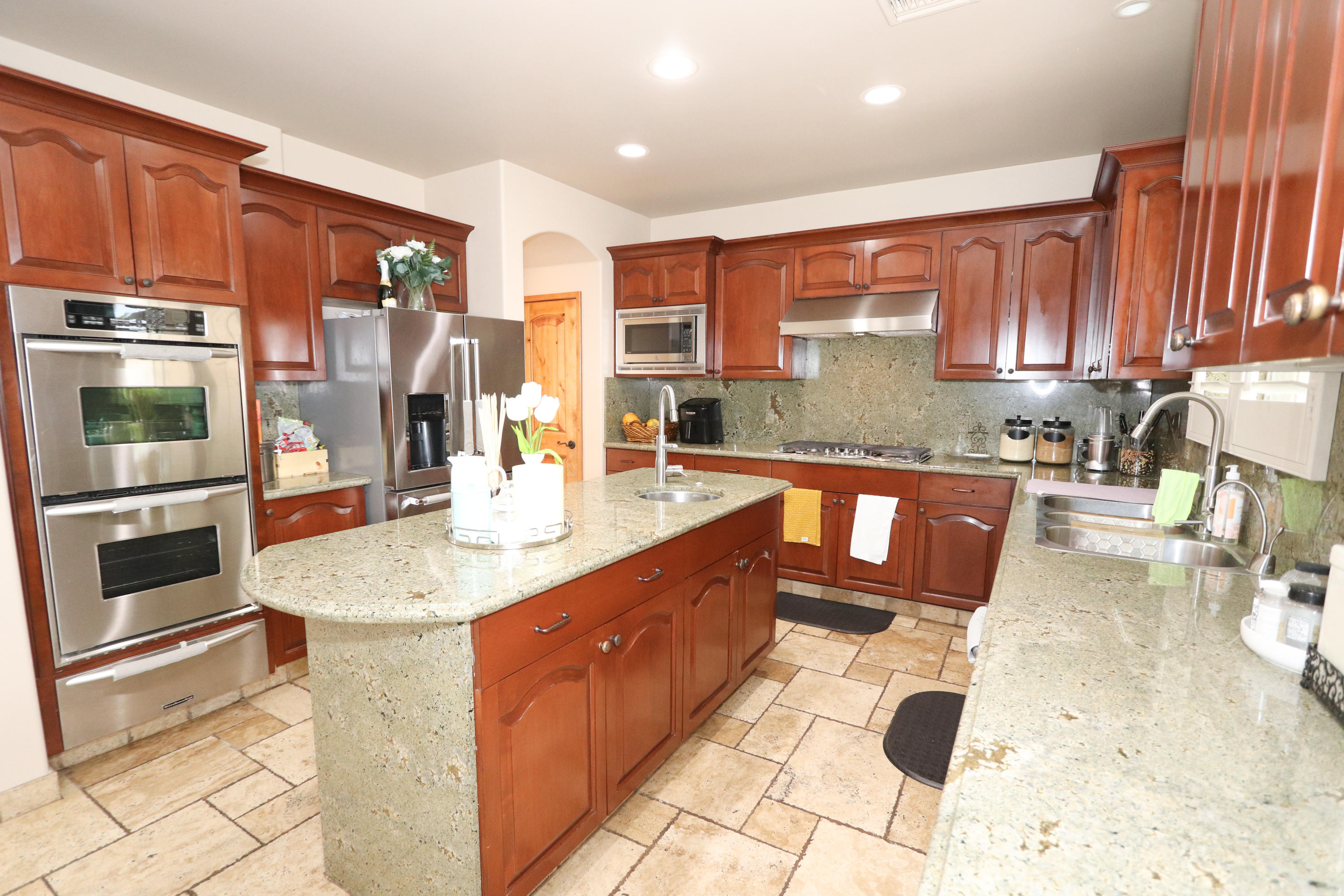 31575 El Toro Road Cathedral City, CA 92234 - Photo 7 of 36 A4EF7204-F0D3-4D6F-B99E-78805756C503