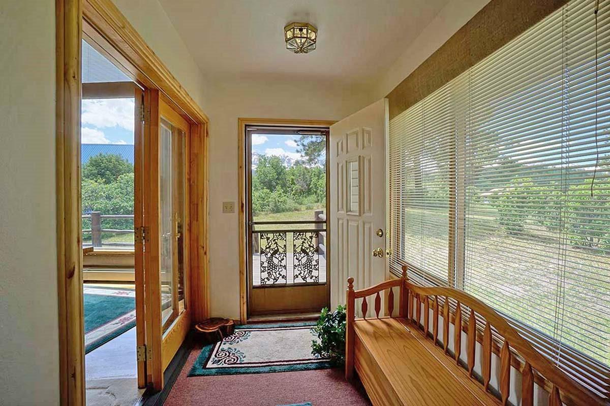 141 Valley View Road Ridgway, CO 81432 - Photo 4 of 31 1Jorgenson4