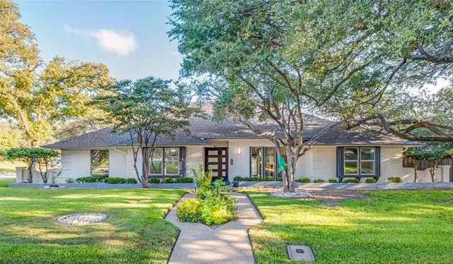 $899,900 | 9405 Rocky Branch Drive, Dallas, TX 75243
