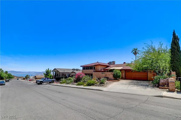 $725,000 | 845 Robinson Lane, Boulder City, NV 89005