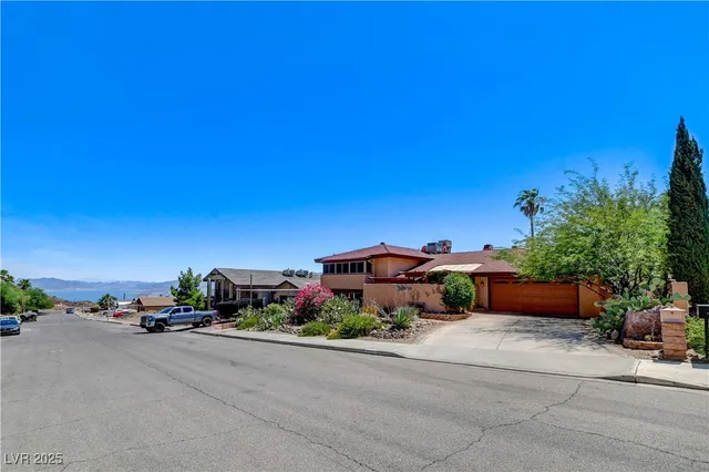 $749,900 | 845 Robinson Lane, Boulder City, NV 89005