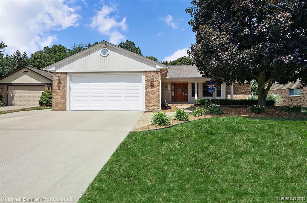 2118 Warrington Road Rochester Hills, MI 48307 - Photo 3 of 50