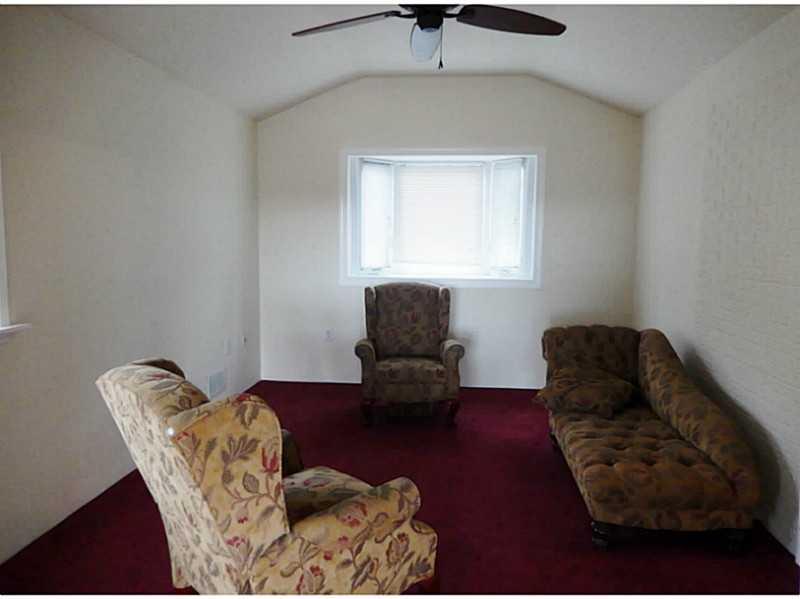 231 Reservoir Road Mount Pleasant, PA 15666 - Photo 8 of 25 Family Room.