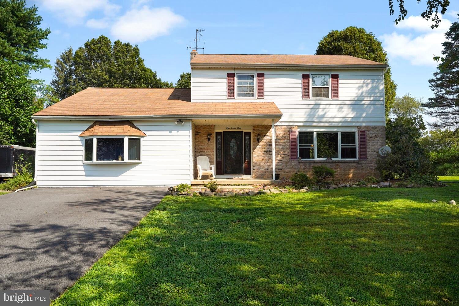 124 Locust Knoll Road Downingtown, PA 19335 - Photo 1 of 28 Gallery Image 1