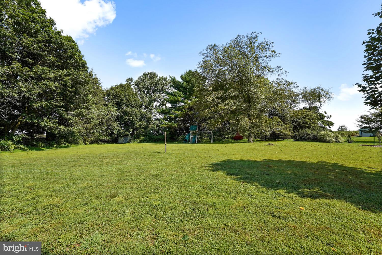 124 Locust Knoll Road Downingtown, PA 19335 - Photo 2 of 28 Gallery Image 2