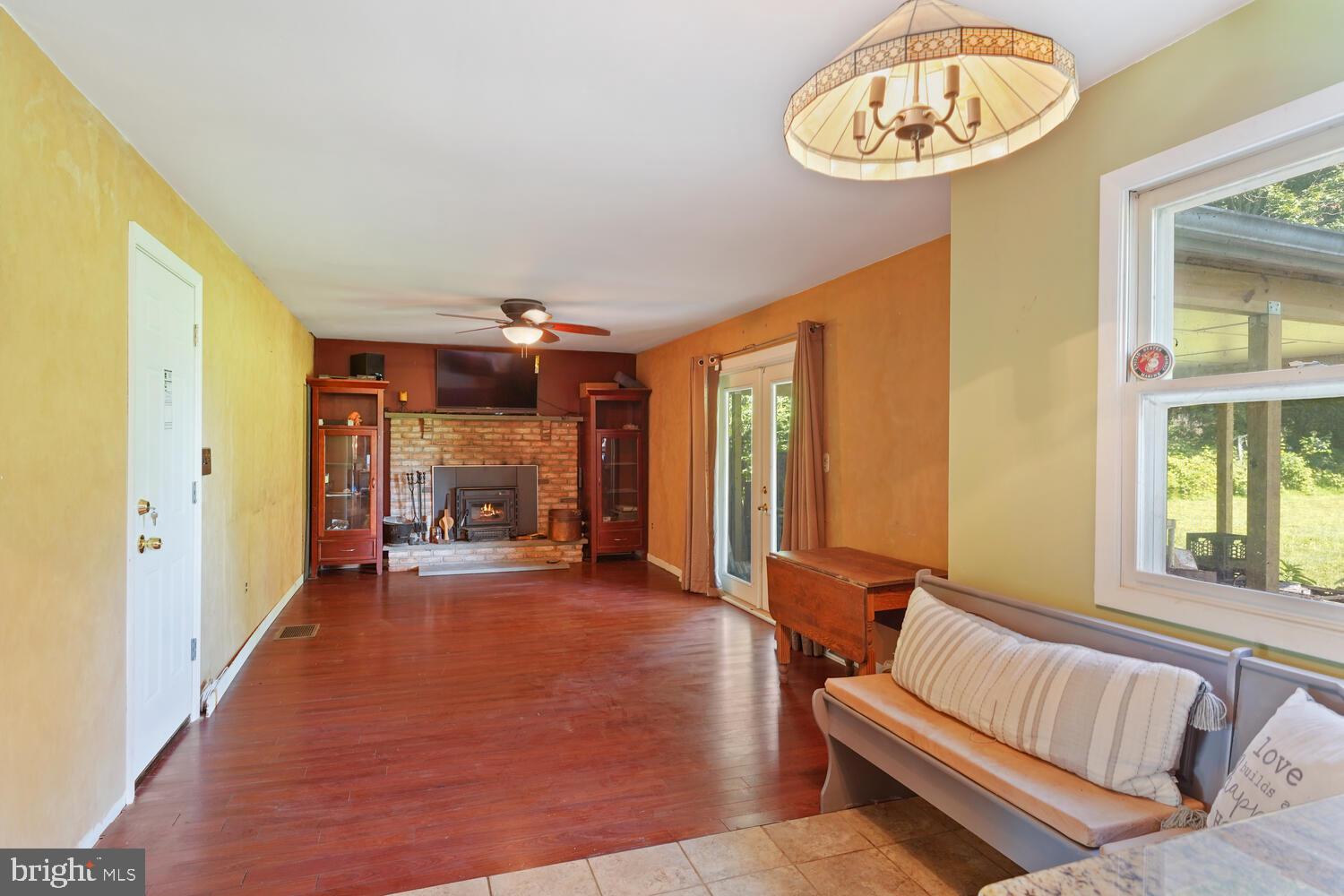 124 Locust Knoll Road Downingtown, PA 19335 - Photo 7 of 28 Gallery Image 7