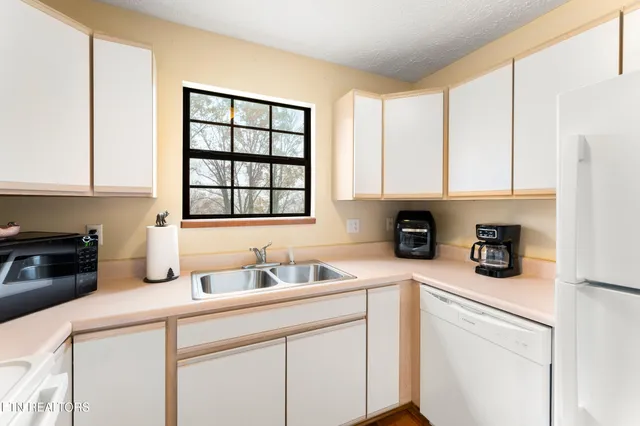 $449,000 | 813 South New Era Road, Sevierville, TN 37862