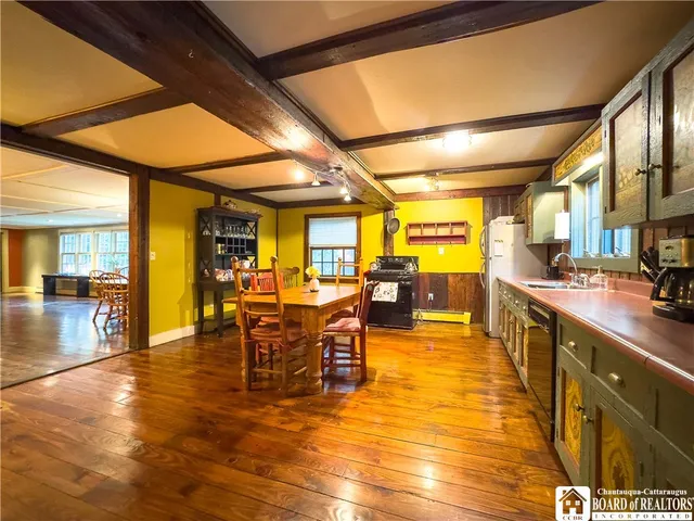 $525,000 | 4994 West Lake Road, Chautauqua, NY 14757