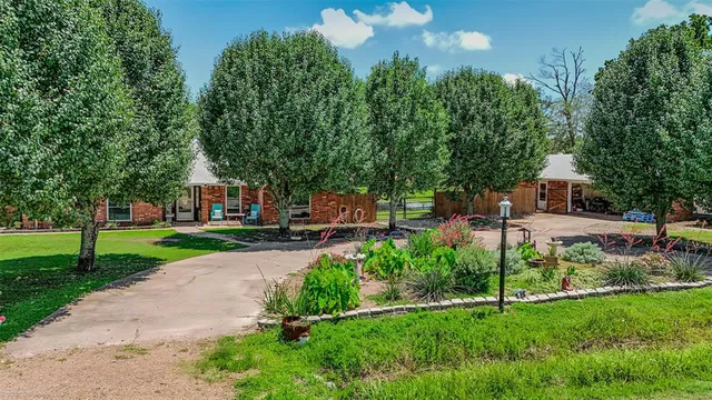 $420,000 | 343 County Road 2101, Canton, TX 75103