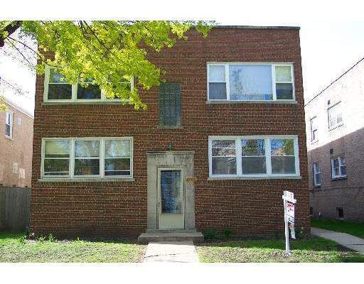 2709 West Rascher Avenue, Unit 1W Chicago, IL 60625 - Photo 1 of 1 a side view of a house