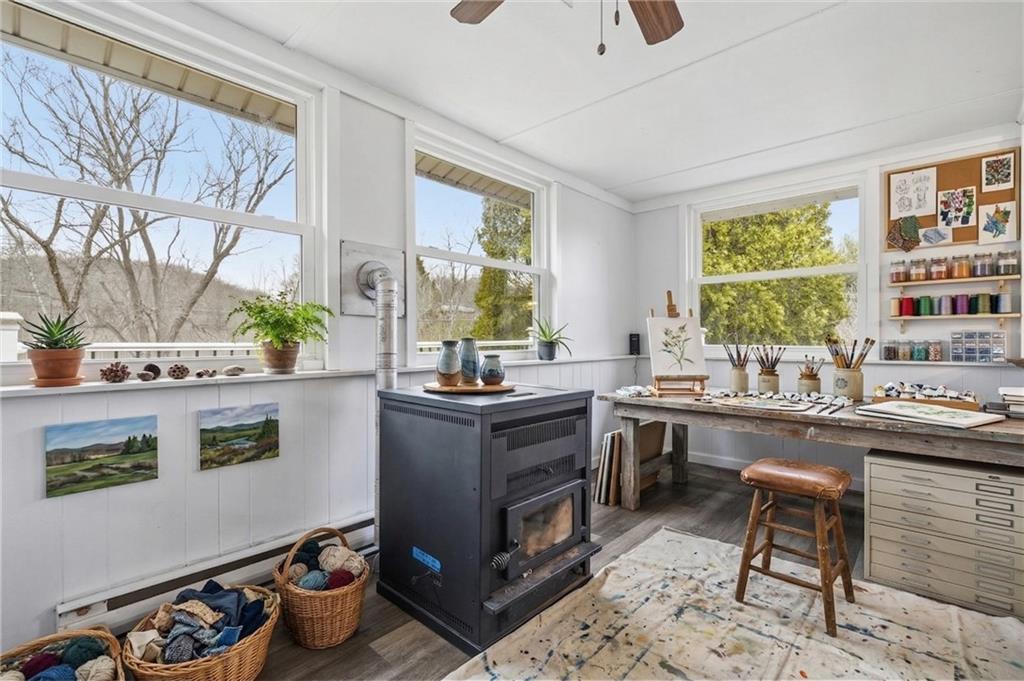 438 Lindsay Road Zelienople, PA 16063 - Photo 11 of 48