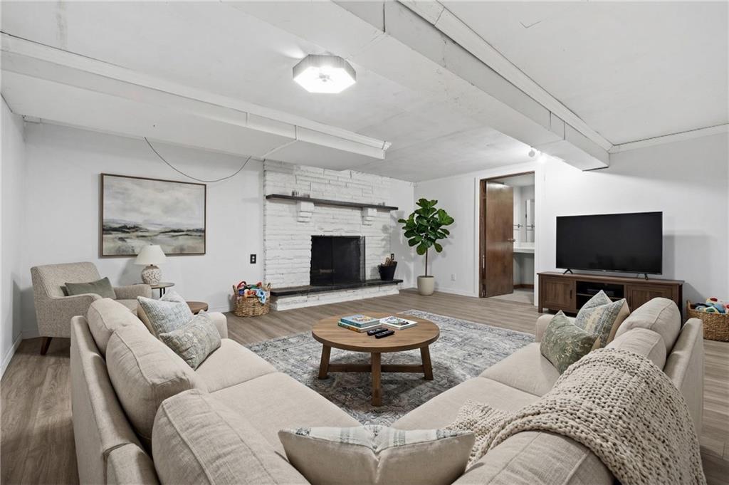 438 Lindsay Road Zelienople, PA 16063 - Photo 25 of 48