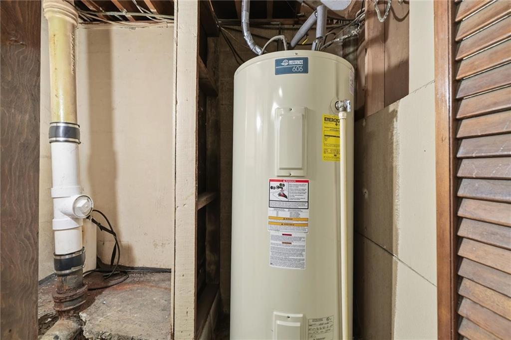 438 Lindsay Road Zelienople, PA 16063 - Photo 30 of 48