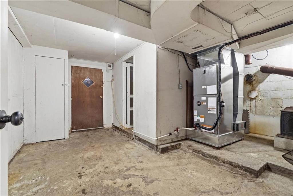 438 Lindsay Road Zelienople, PA 16063 - Photo 33 of 48