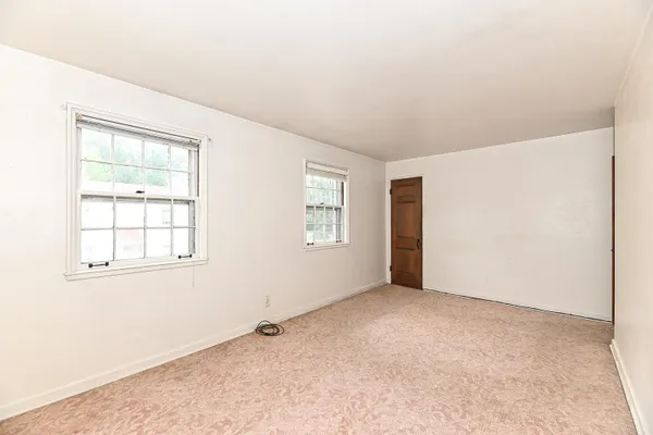 $259,000 | 5905 Dendron Lane, Greendale, WI 53129