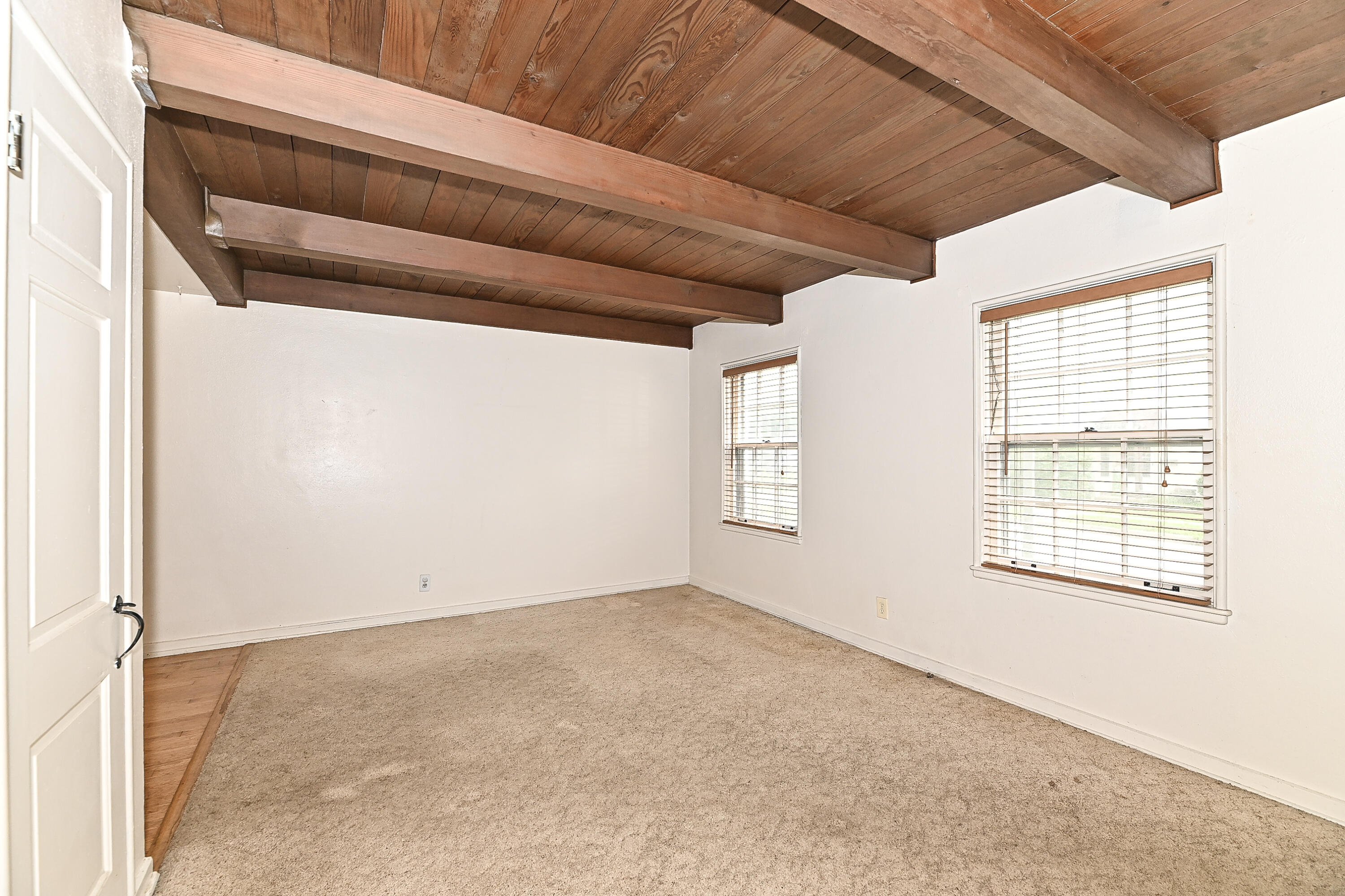5905 Dendron Lane Greendale, WI 53129 - Photo 6 of 29 Dendron-6