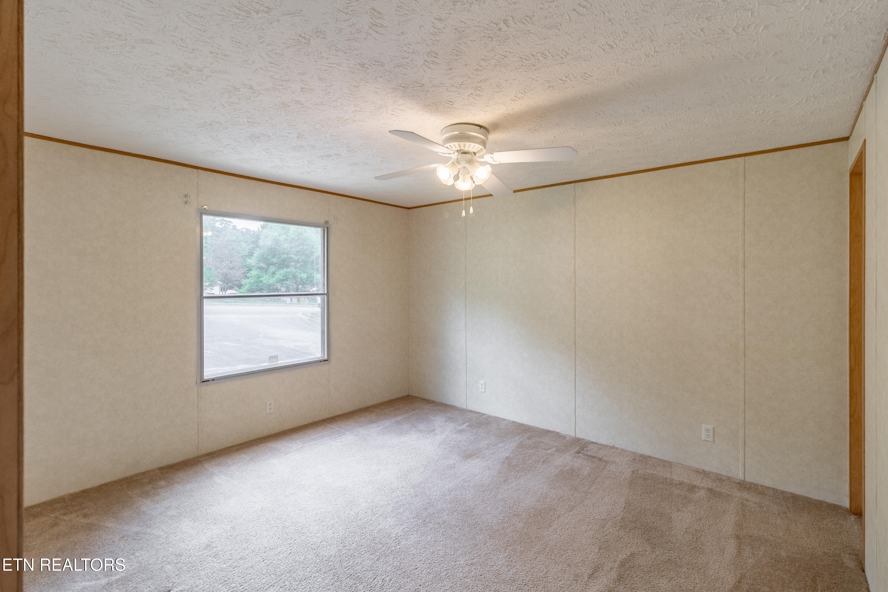 159 Cutters Lane Clinton, TN 37716 - Photo 24 of 34 _D5A8468-HDR