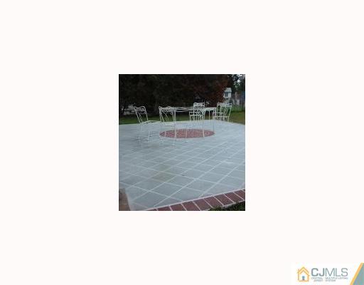 35 Warrenville Road Middlesex, NJ 08846 - Photo 8 of 10 a outdoor space of the hotel