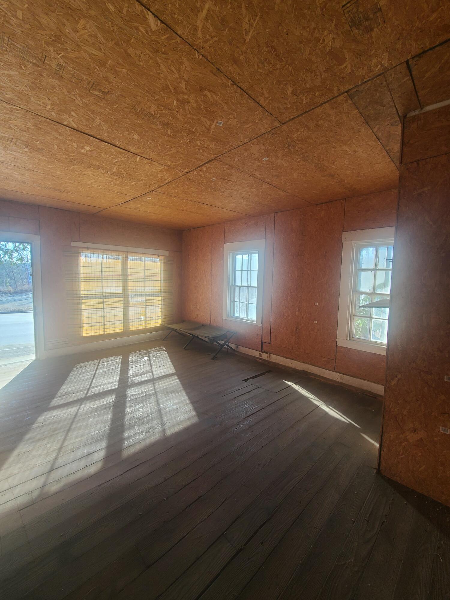 3 North Main Street Solon, ME 04979 - Photo 11 of 19 20260327_163749