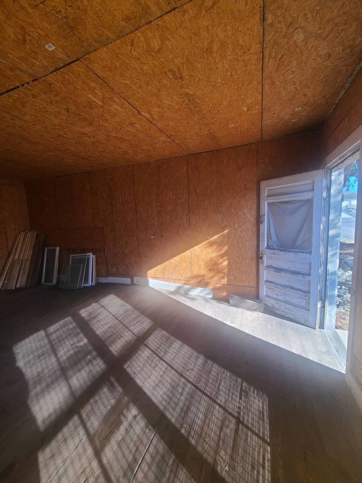 3 North Main Street Solon, ME 04979 - Photo 12 of 19 20260327_163809