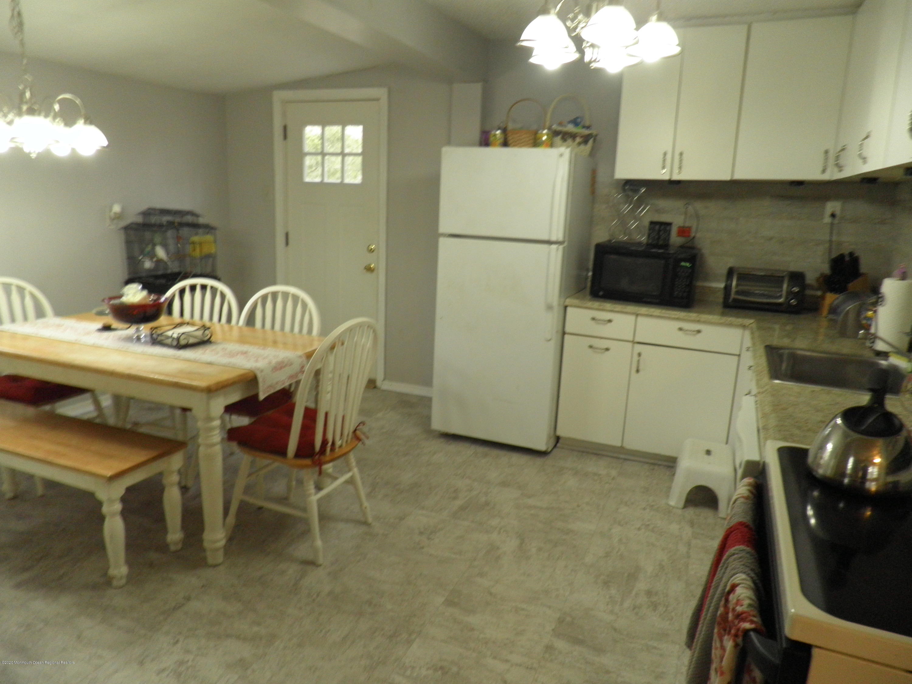 15 Spring Street Jackson, NJ 08527 - Photo 8 of 24 P1010011
