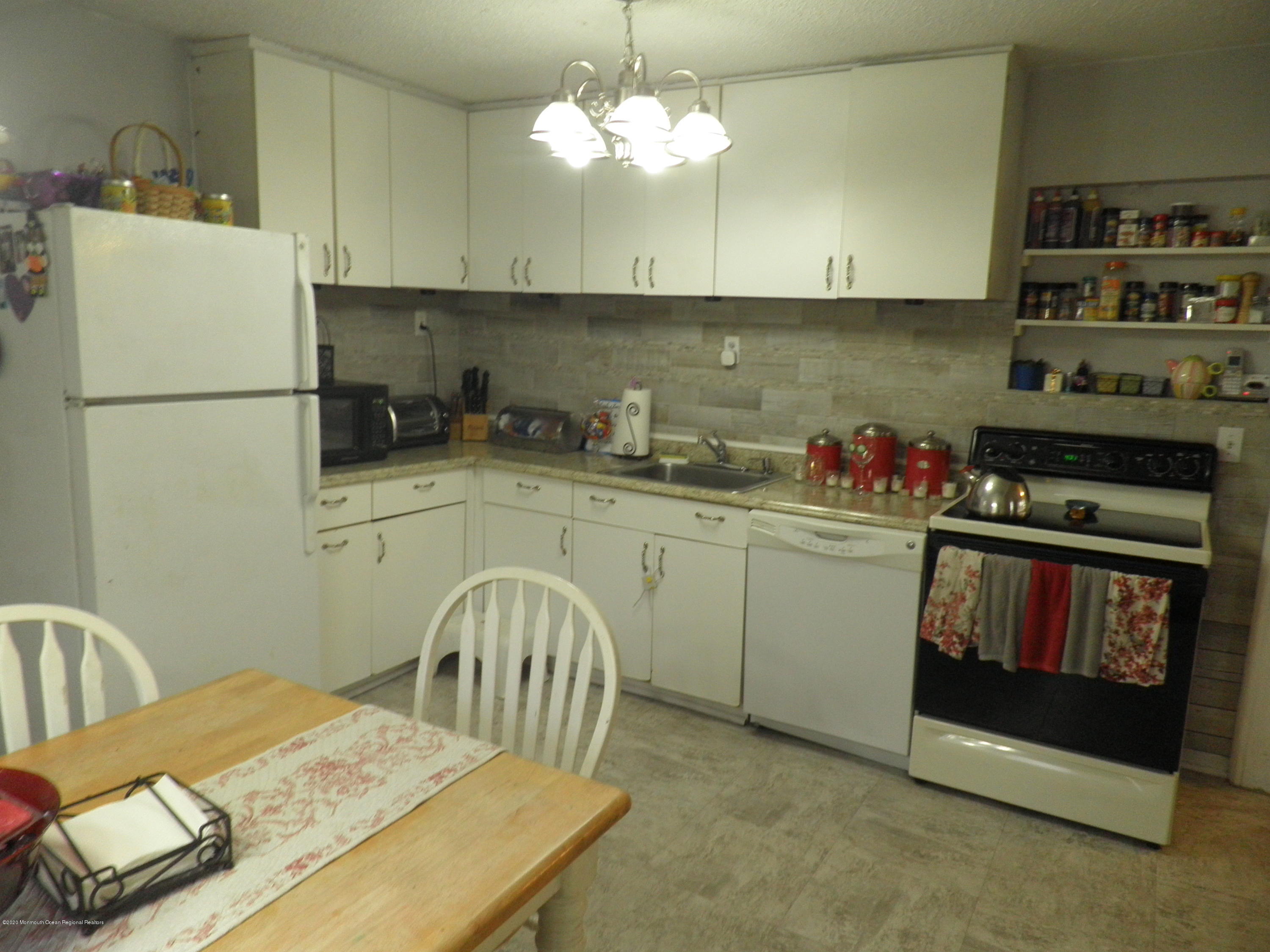 15 Spring Street Jackson, NJ 08527 - Photo 10 of 24 P1010012