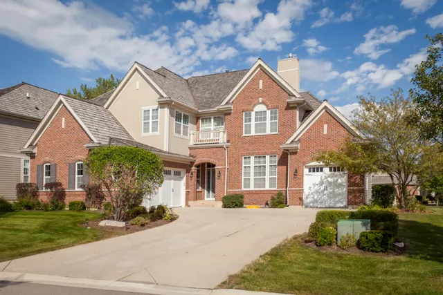 $5,500 | 1115 Ashley Lane, Inverness, IL 60010