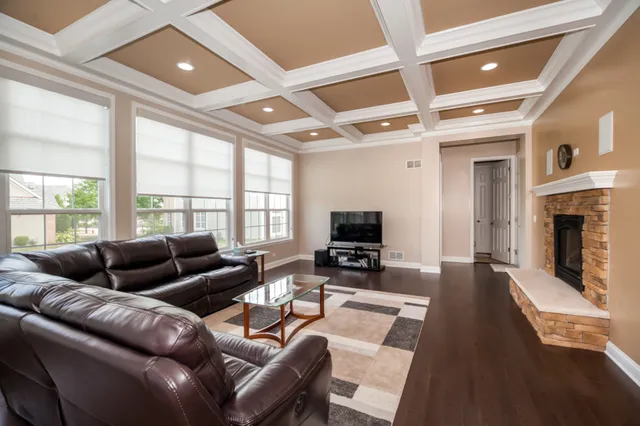 $5,500 | 1115 Ashley Lane, Inverness, IL 60010