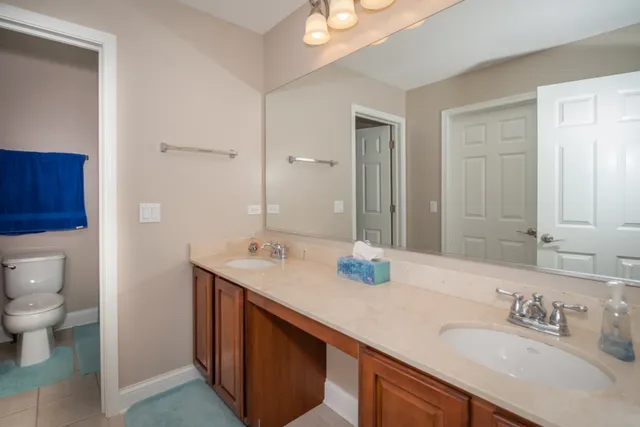 $5,500 | 1115 Ashley Lane, Inverness, IL 60010