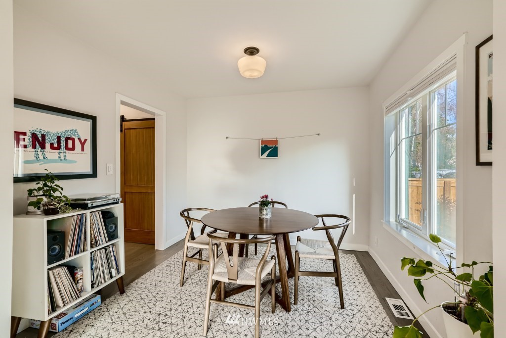 4502 Southwest Frontenac Street Seattle, WA 98136 - Photo 12 of 38 Gallery Image 12