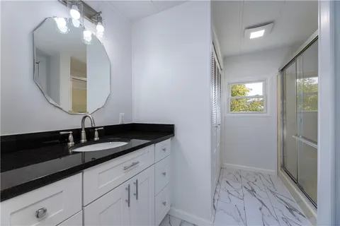 $379,000 | 108 Little Pond Road, South Kingstown, RI 02879