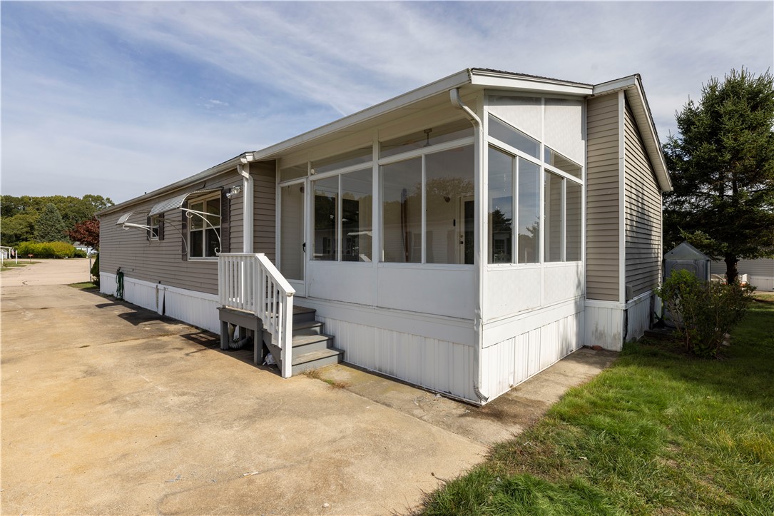 108 Little Pond Road South Kingstown, RI 02879 - Photo 32 of 36