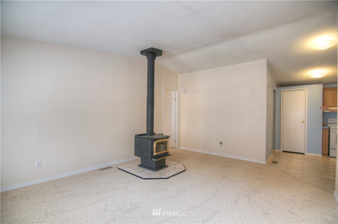 17108 Littlerock Road Southwest Rochester, WA 98579 - Photo 8 of 25