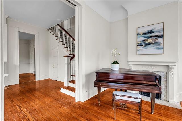 1206 Milan Street New Orleans, LA 70115 - Photo 3 of 60 Gallery Image 3
