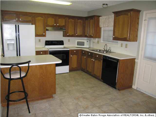 7045 Barremore Drive Baton Rouge, LA 70817 - Photo 4 of 9 Gallery Image 4