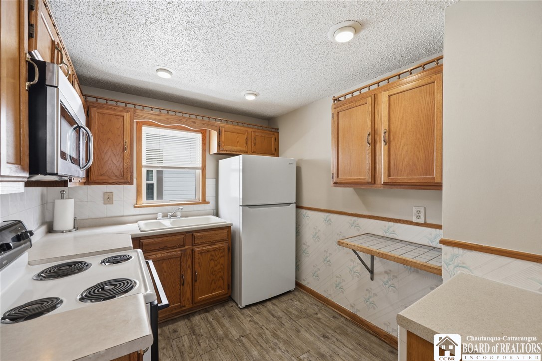 218 Sanders Road Buffalo, NY 14216 - Photo 10 of 35